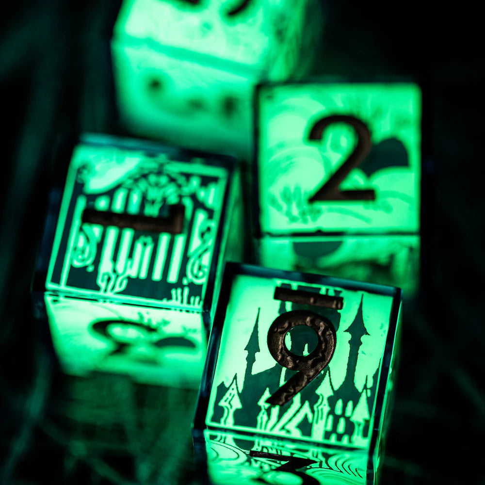 Haunted Landscapes 4-Piece Glow In The Dark Iconic D6 Set