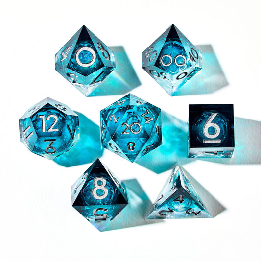 Frozen Heart Liquid Core 7-Piece Dice Set